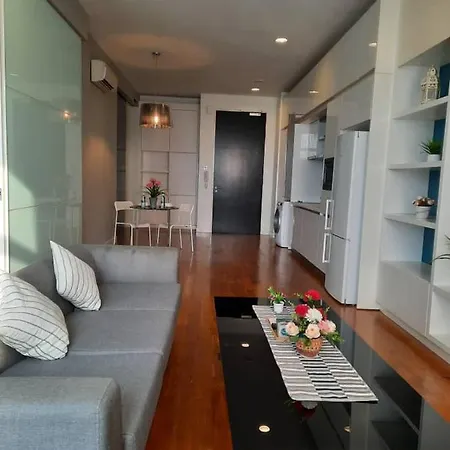 Platinum Suites Klcc By Signature Apartment Kuala Lumpur Exterior photo