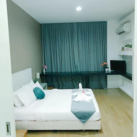 Platinum Suites Klcc By Signature Apartment Kuala Lumpur Room photo