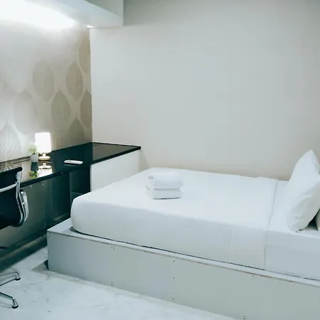 Platinum Suites Klcc By Signature Apartment Kuala Lumpur Room photo