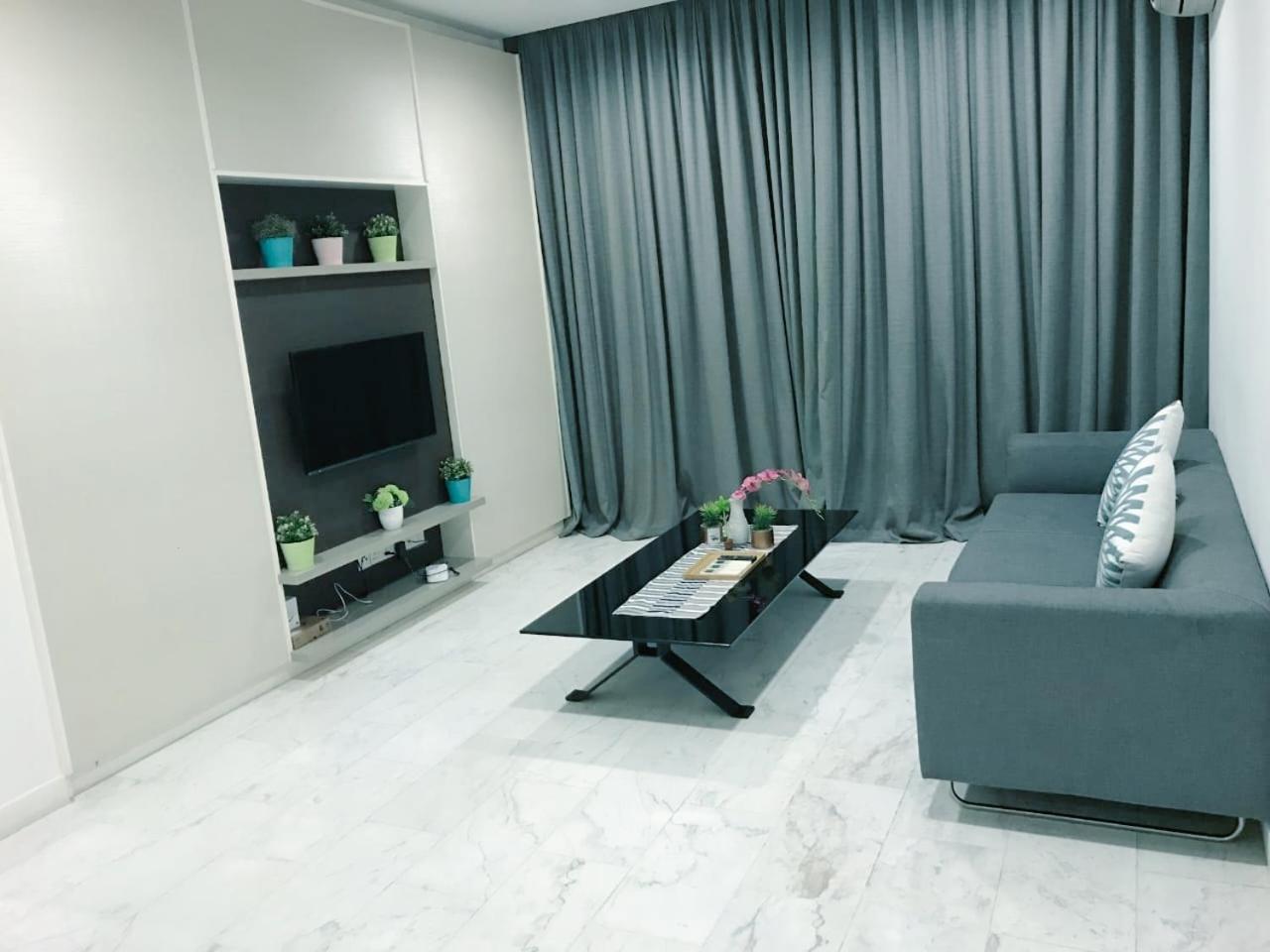 Apartment Platinum Klcc By Signature